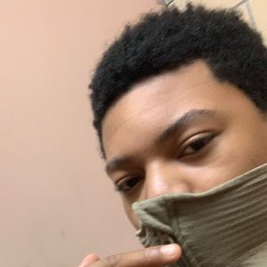 Meet your Posher, Damien